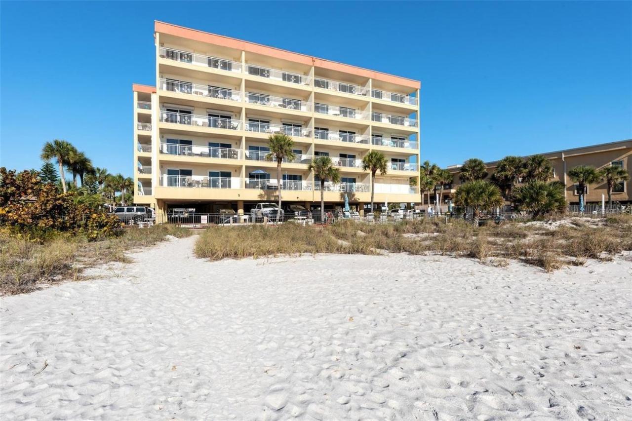 Oceanfront View Of Madeira Beach, Steps To The Beach - Madeira Norte Condo سانت بيتي بيتش المظهر الخارجي الصورة